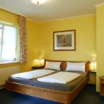 Hotel Am Suedwaeldchen 3*