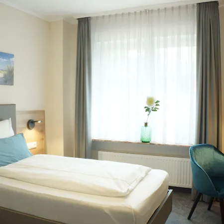 Hotel Am Suedwaeldchen 3*